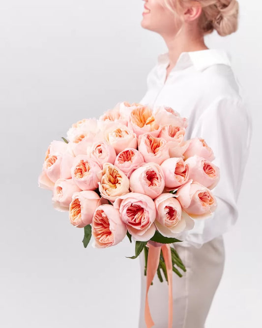 The Juliet’s Dream — Luxury Peony-Shaped Rose Bouquet