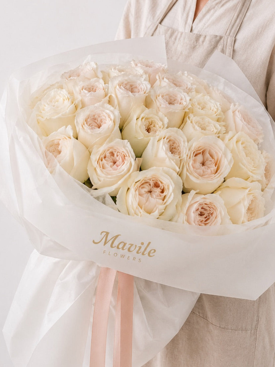 Cloud Garden Roses Bouquet – Luxury Floral Arrangement
