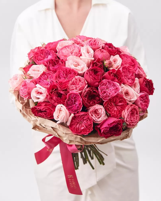 Crimson Majesty — Peony Rose Mono-Bouquet
