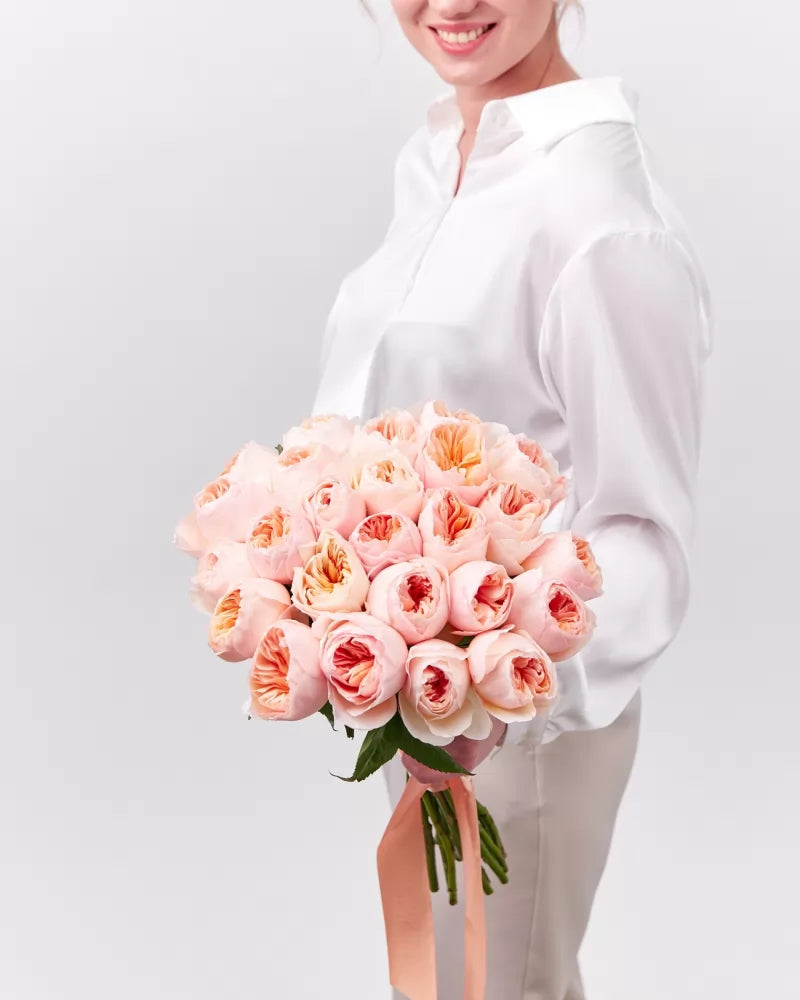 The Juliet’s Dream — Luxury Peony-Shaped Rose Bouquet