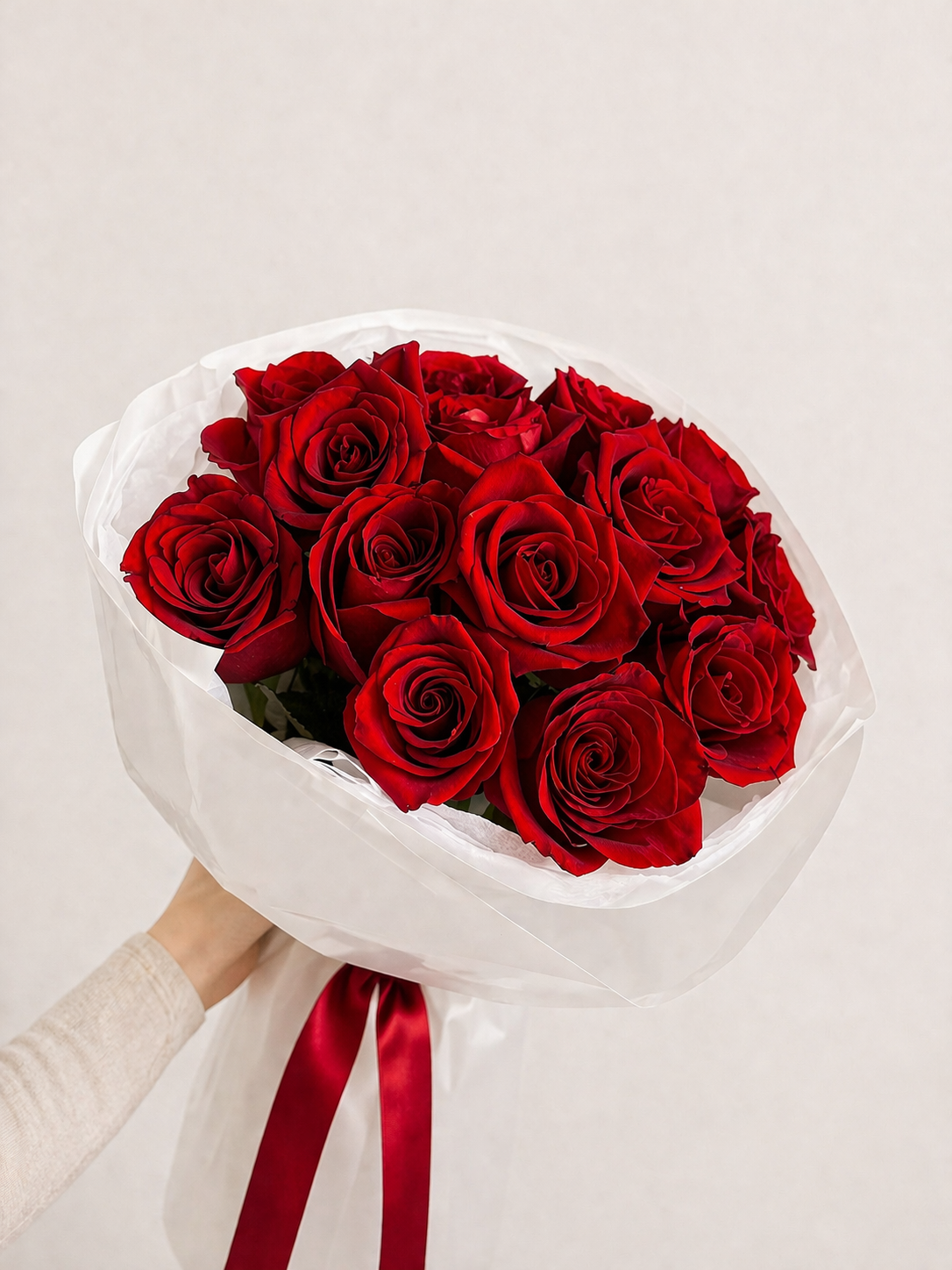 Rouge Form Roses Bouquet