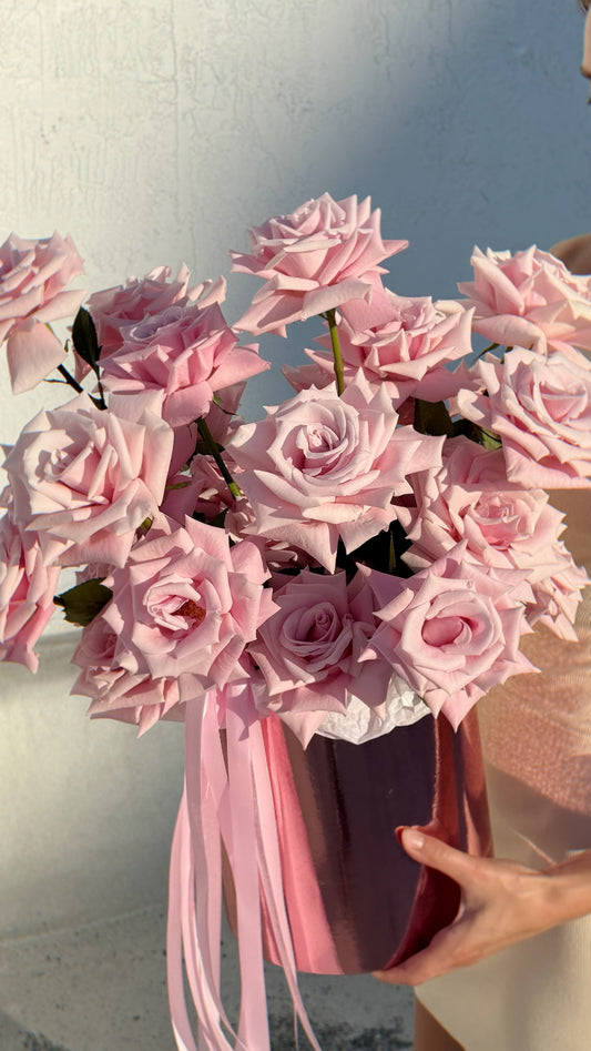 35 Open "Reflexed" Pink Roses in Mirror Box