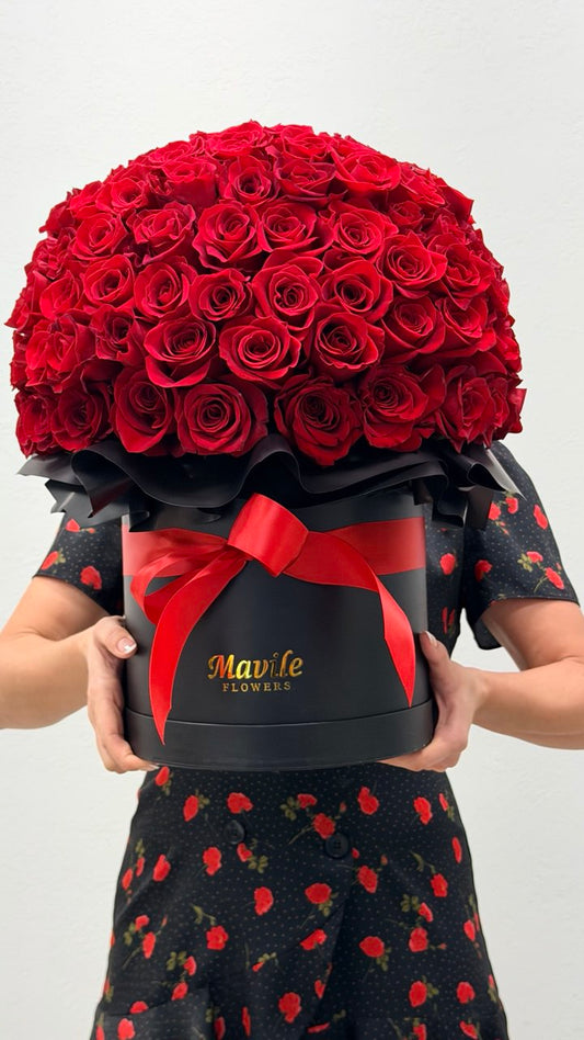 130 Red Roses in a Black Luxury Box – Mavile Flowers Signature