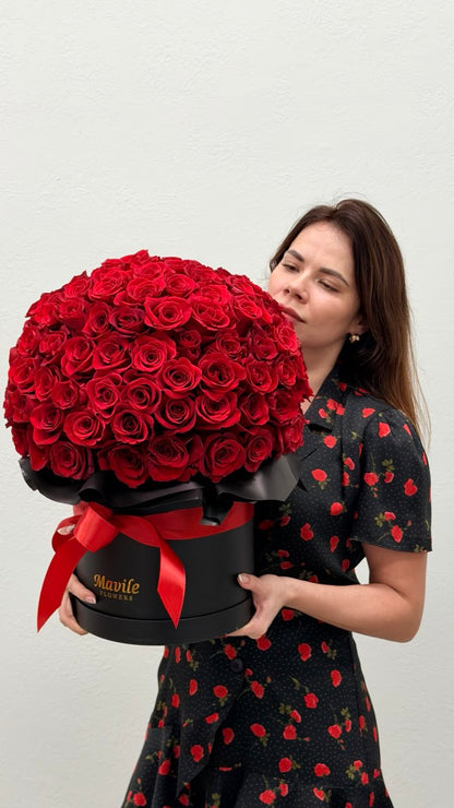 130 Red Roses in a Black Luxury Box – Mavile Flowers Signature