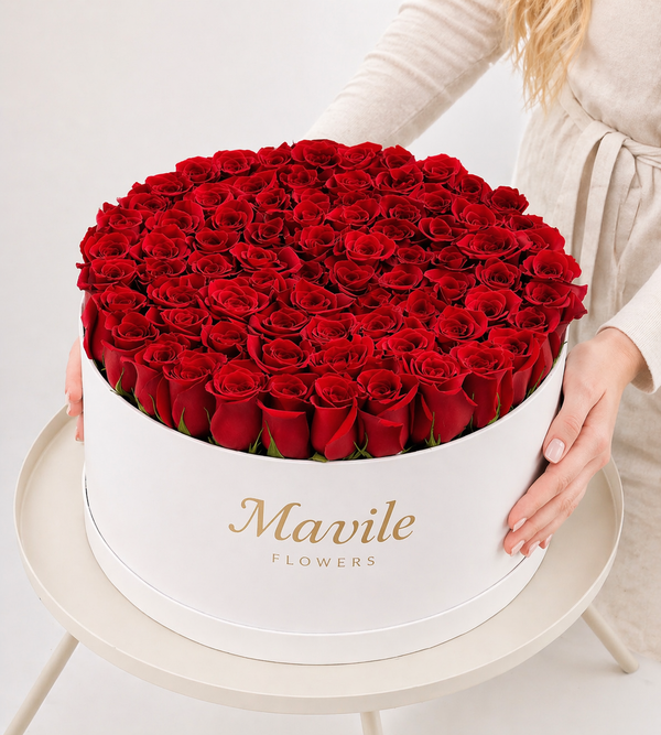 Grand Red Rose Box