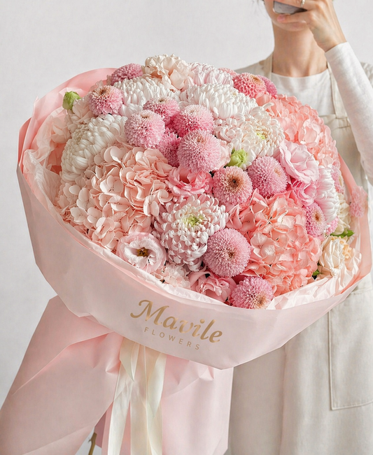 Blush Ivory Signature Bouquet — Blush Cloud