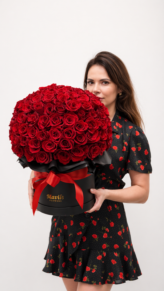 Red Rose Luxury Box — Midnight Red Signature