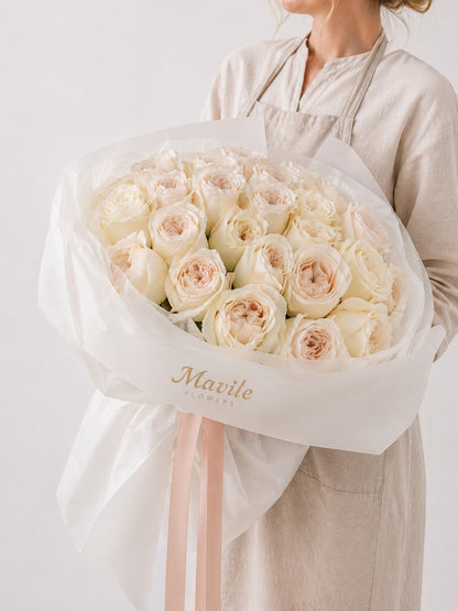 Cloud Garden Roses Bouquet – Luxury Floral Arrangement