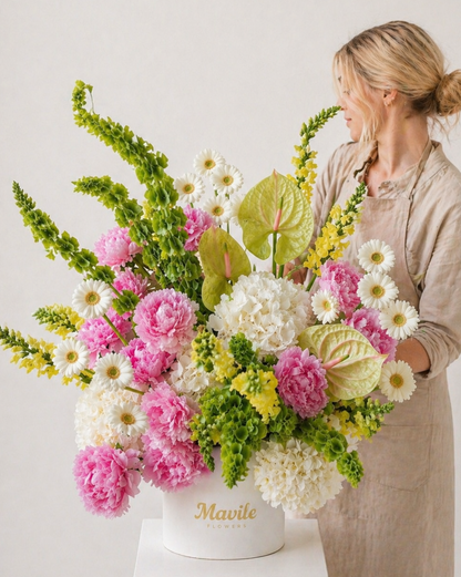 Soft Petal Garden Floral Box