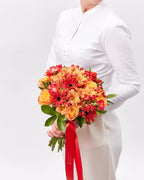 August Collection – Bright Classic Bouquet