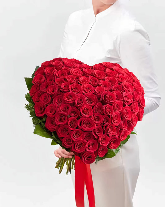Heart-Shaped 101 Red Roses – Luxury Love Arrangement