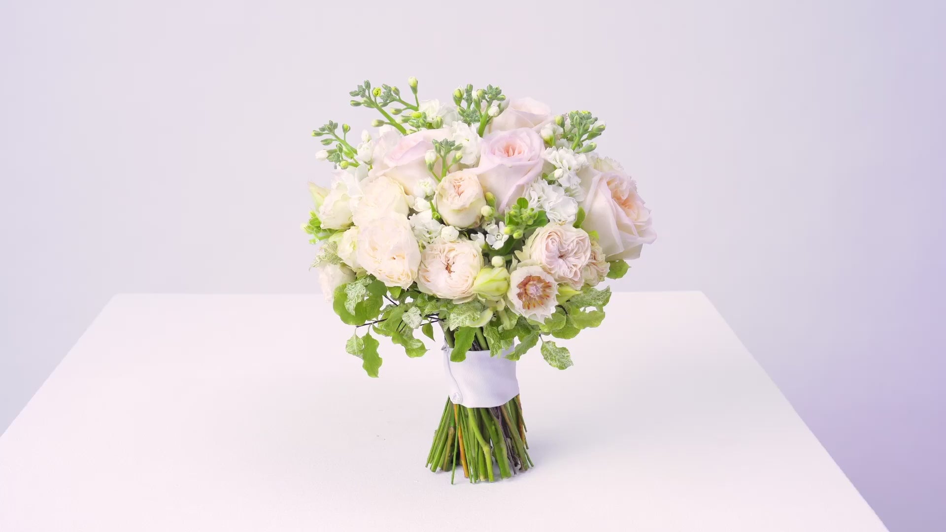 Pearl Bride — Elegant Bridal Bouquet